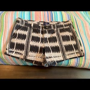 New American Eagle Midi short Sz 10 FIT LIKE 8